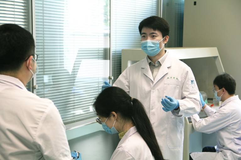 China vs Western Cancer Treatment: What Are the Differences?